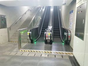 مصاعد وممرات متحركة من مصنع المصاعد للمراكز التجارية والمطارات والمحطات - منتج مصاعد فاخر - Product Image 5