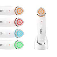 Appareil de beauté multifonctionnel pour le visage avec quatre modes, soin des pores, raffermissement, station de charge rechargeable, instrument de soin de la peau à domicile