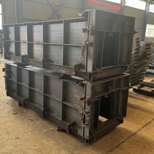 China Manufacturer Wet <strong>Casting</strong> Shape Mould Precast Concrete Channel Steel Mold for Water Drainage - Product Image 5