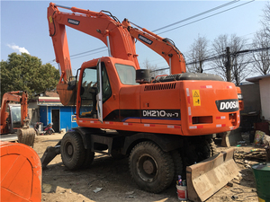 <b>Used</b> Wheel Excavators Doosan DH210W-7 Excavator Wheeled Secondhand <b>Machine</b> Construction for Sale - Product Image 2