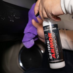 shine armor CAR UPHOLSTERY AND INTERIOR <b>CLEANER</b> <b>PLASTIC</b> AND LEATHER REFRESHING GLOSSY AND SHINNY USAGE FACTORY DIRECT PRICE - Product Image 2