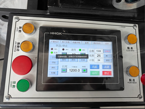 Máquina <span class=keywords><strong>de</strong></span> fabricación <span class=keywords><strong>de</strong></span> bolsas <span class=keywords><strong>de</strong></span> cubierta <span class=keywords><strong>de</strong></span> polvo <span class=keywords><strong>de</strong></span> <span class=keywords><strong>vestido</strong></span> <span class=keywords><strong>de</strong></span> traje colgante <span class=keywords><strong>de</strong></span> plástico HDPE con PLC y componentes <span class=keywords><strong>de</strong></span> núcleo <span class=keywords><strong>de</strong></span> motor para cubrir ropa eficiente - Product Image 5