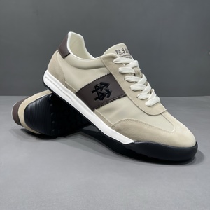 Chaussures de sport décontractées tendance en cuir véritable pour homme, style Forrest Gump, basses, à lacets, respirantes et légères, collection printemps, de créateur de luxe - Product Image 4