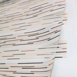 Chine <span class=keywords><strong>Pas</strong></span> <span class=keywords><strong>Cher</strong></span> En Gros Rideau 100% Polyester Arc-En-Ciel Couleur Zèbre Tissu pour Stores Roulants - Product Image 1
