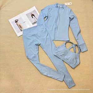 Set da Yoga Traspirante con Giacca con Zip + Top Imbottito + Pantaloni Lunghi Antipiega - Product Image 1