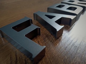 Design personalizzato <span class=keywords><strong>lettere</strong></span> in metallo in acciaio inossidabile loghi segno <span class=keywords><strong>alfabeto</strong></span> lettera in metallo - Product Image 4