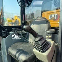   Mini-excavatrice sur chenilles d'occasion E20 2T avec moteur et système hydraulique fiables, idéale pour les chantiers étroits et les travaux d'aménagement paysager