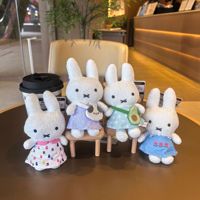 Pendentif en peluche lapin Miffy de 16 cm, petit lapin blanc, poupée pour machine à griffes, porte-clés, pendentif de sac, cadeau pour couple, vente chaude en gros