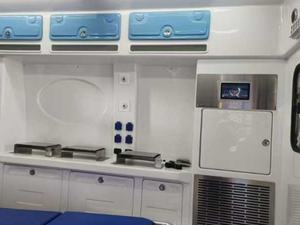 Vehículos de Emergencia, Ambulancias, Camionetas Clínicas, de Gasolina y Diésel, en Venta - Product Image 5