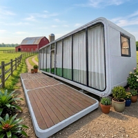 Cabane modulaire préfabriquée de luxe en forme de pomme pour hôtel, camping, glamping, resort, avec fenêtre panoramique en verre