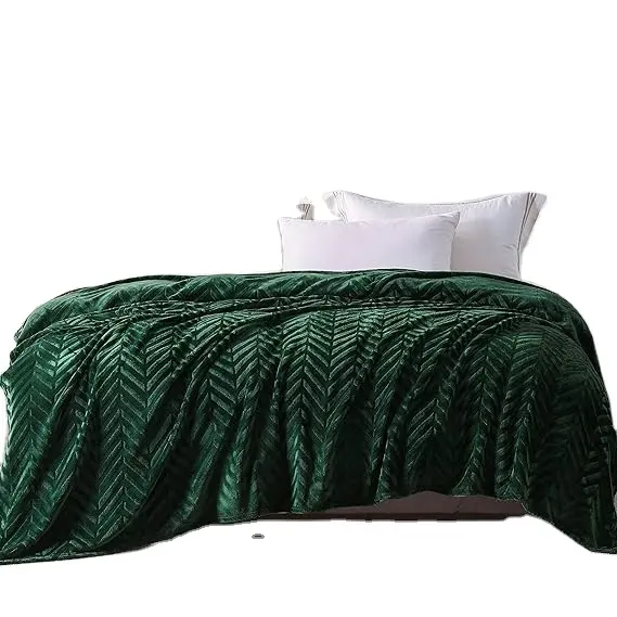 Flannel Fleece King Size Blanket for Bed, Soft Fluffy Bedspread Coverlet with Decorative Chevron Pattern for All Season