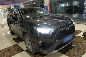 Toyota RAV4 Usata <span class=keywords><strong>Nera</strong></span> 2021 in Ottime Condizioni, Chilometraggio Ridotto, 2021-2025, Molti Veicoli Usati in Vendita, Riparati e Senza Incidenti - Product Image 3