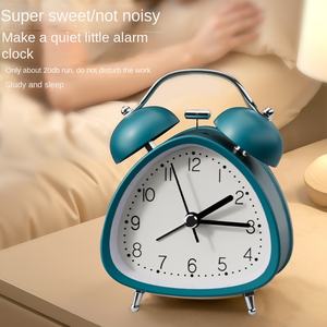 Réveil pour <span class=keywords><strong>étudiant</strong></span>s et personnes <span class=keywords><strong>âgée</strong></span>s 2025 Nouveau corps en métal Affichage LED Réveil puissant Charge silencieuse <span class=keywords><strong>Chambre</strong></span> et salon - Product Image 3