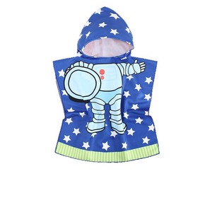 Capa de playa con capucha para niños, sin mangas, de microfibra de secado rápido, toalla de natación de 80x80cm para niños, para uso en exteriores en verano. - Product Image 5