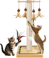 Griffoir vertical moderne et classique de luxe pour chats adultes et chatons, en corde de sisal et bois, interactif, avec carton suspendu