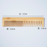 Peigne démêlant antistatique en bambou naturel, à queue de rat et dents fines, fait main, personnalisable avec logo, pour usage hôtelier et coiffure professionnelle.