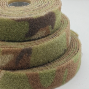 شريط فيلكرو متعدد الأحجام من النايلون الأخضر مقاوم للحرارة قابل للخياطة مع لاصق قوي للملابس المموهة والأحذية والحقائب والملابس - Product Image 4