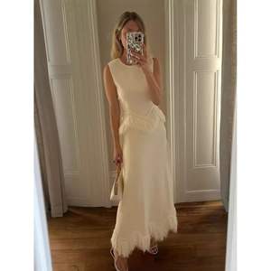 Vestido Largo Personalizado 2026 para Mujer, Corte en A, Blanco, Sin Mangas, Cuello Redondo, con Borlas, Transpirable, para Fiesta - Product Image 2