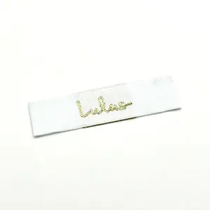 Label tenunan putih ukuran kecil sederhana kustom label pakaian kain dengan logo benang emas untuk label leher baju
