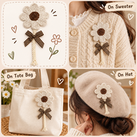 Applique en crochet faite main motif marguerite crème avec nœud, patch tricoté pour vêtements, sacs, chapeaux, artisanat DIY, couture, décoration, accessoire floral mignon 5,1 pouces
