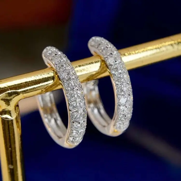 Orecchini eleganti di Design in oro massiccio 18 carati a due file VVS melee moissanite orecchino a cerchio con diamanti per regalo di anniversario della signora di moda