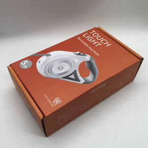 Heißer Verkauf: Automatische, Einziehbare, Robuste, Multifunktionale Hundeleine mit Batterie-LED-Licht für Dropshipping - Product Image 6