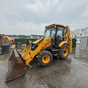 รถตักล้อยาง JCB 3CX 4x4 มือสอง น้ำหนัก 7.7 ตัน นำเข้าจากอังกฤษ รถขุดตักอเนกประสงค์สำหรับงานก่อสร้างเทศบาล - Product Image 4