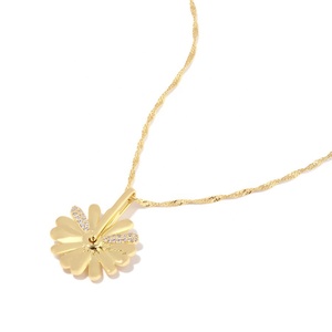 Collar con Colgante de Girasol Giratorio de Plata de Ley 925 Chapado en Oro de Lujo Gemnel - Product Image 4