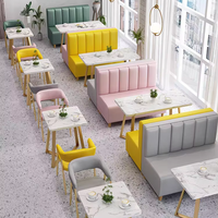 Foshan mobilier simple et moderne pour restaurant ensemble de table et de chaises en bois massif mobilier de café commercial personnalisé