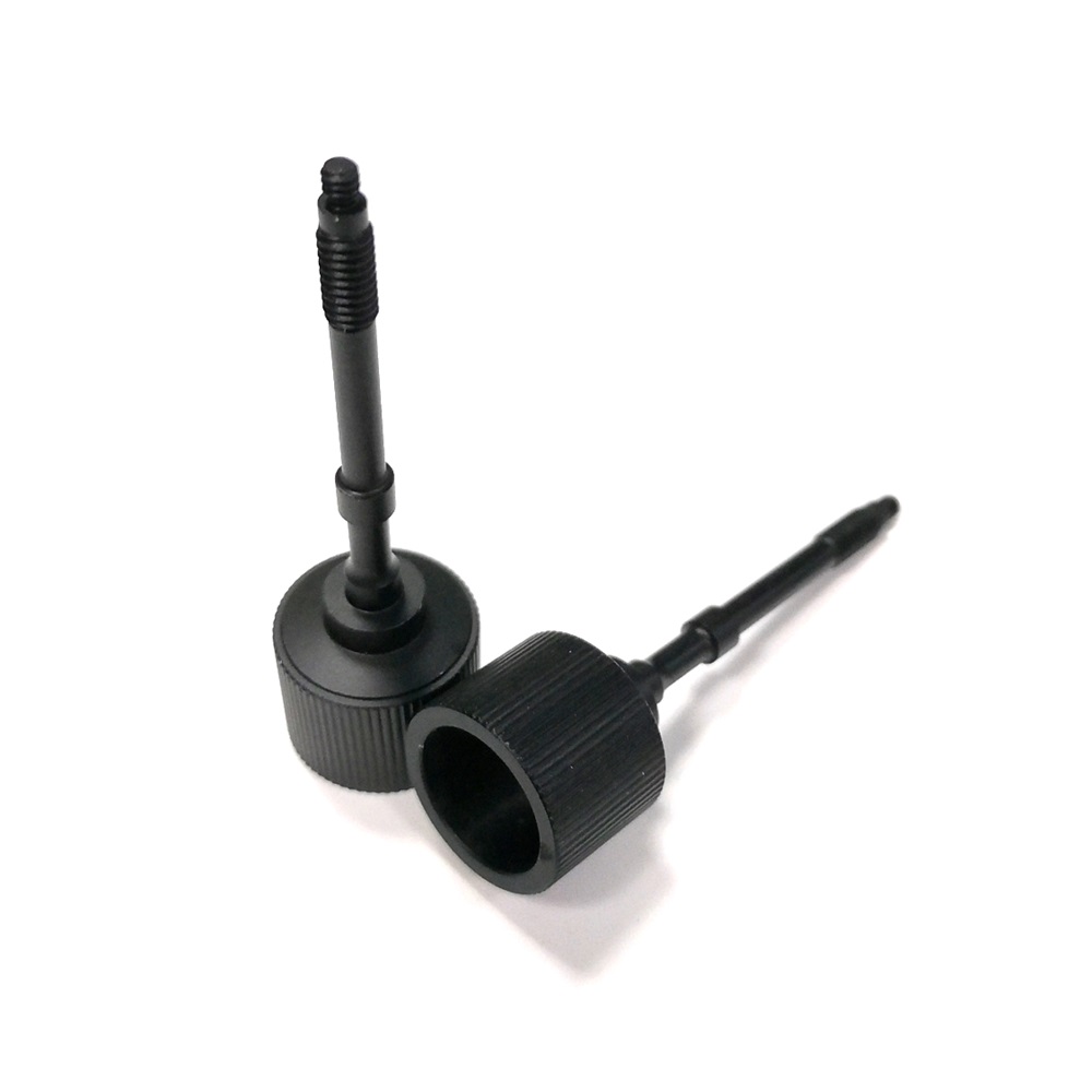 Tayt va shaffof koylakda