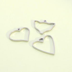 Stainless Steel Heart Butterfly Shape Pendant DIY Jewelry Accessories Middle Size Oil Dripping Pattern - Product Image 4