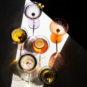 Verres à <span class=keywords><strong>Martini</strong></span> en Cristal avec Bord Doré Réutilisables et Recyclables Logo Personnalisé Créatif Cocktail Vintage (<span class=keywords><strong>Orange</strong></span> Rouge) - Product Image 3