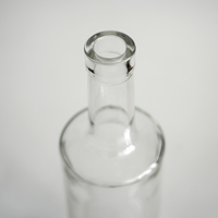 Bouteille de liqueur en verre premium personnalisée de 750 ml pour le brandy - Bouteilles vides de haute qualité pour l'image de marque - Fournisseur OEM pour commandes en gros Shandong