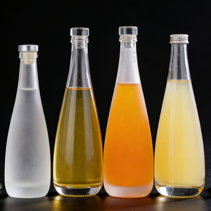 Vente en gros <span class=keywords><strong>de</strong></span> bouteilles en verre coniques <span class=keywords><strong>de</strong></span> 330 ml et 500 ml avec bouchons en aluminium ou bouchons en liège pour jus et boissons gazeuses - Product Image 1