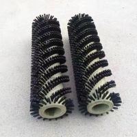 Brosse à rouleau antistatique en nylon pour nettoyage à sec des panneaux solaires, idéale pour l'élimination de la poussière dans les fermes photovoltaïques du désert