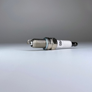 Bujía <span class=keywords><strong>DCPR7EIX</strong></span> 3144 Lridium y bujía doble Lridium para Suzuki Fiat Senya Beidouxing. - Product Image 2