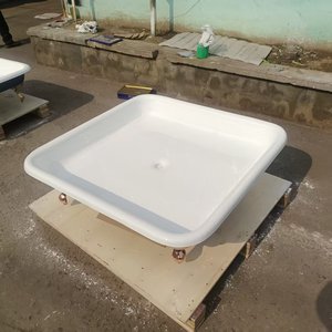 <span class=keywords><strong>Receveur</strong></span> <span class=keywords><strong>de</strong></span> <span class=keywords><strong>douche</strong></span> carré autoportant en fonte décoratif avec finition blanche, pieds en forme <span class=keywords><strong>de</strong></span> griffes, 42x42x11, drain central, traditionnel - Product Image 2