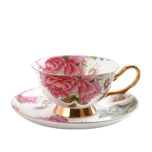 Bone china carina in ceramica tea cafe <span class=keywords><strong>tazza</strong></span> di caffè stampa fiore personalizzato di fabbrica con manico in oro logo <span class=keywords><strong>tazza</strong></span> <span class=keywords><strong>da</strong></span> tè - Product Image 5