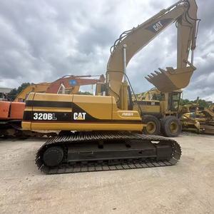 Excavatrice d'occasion 2022, jaune et noire, équipement de construction sur chenilles, 20 tonnes, capacité de la benne de 1,0 m³ - Product Image 3