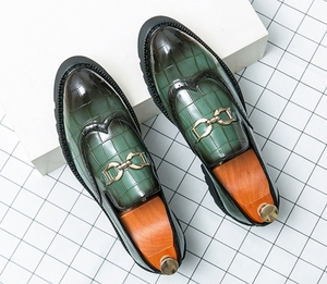Chaussures décontractées et habillées pour hommes, style britannique, à bout pointu, semelle épaisse, antidérapantes, anti-odeur, respirantes, séchage rapide - Product Image 1