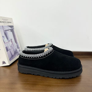 Chaussons d'hiver pour femmes, chauds et doux, en cachemire, plateforme Tasman, avec bande tressée, bottes de neige - Product Image 4