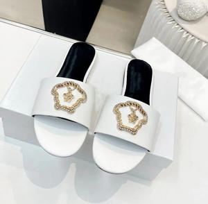 Pantofole estive Casual V <span class=keywords><strong>vera</strong></span> <span class=keywords><strong>pelle</strong></span> da <span class=keywords><strong>donna</strong></span> con marchio di design alla moda piatta pantofole di lusso di alta qualità per le donne - Product Image 3