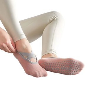 Chaussettes de yoga en gros pour femmes, en nylon et pur coton, sans coutures, pour le sport, la danse et le ballet, absorbant l'humidité et la transpiration - Product Image 4