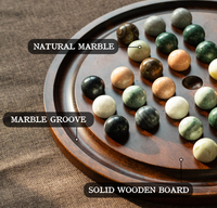 Jeu de solitaire de luxe en bois personnalisé : plateau en bois massif, 32 billes en marbre naturel, stratégie pour un seul joueur et jeux intelligents