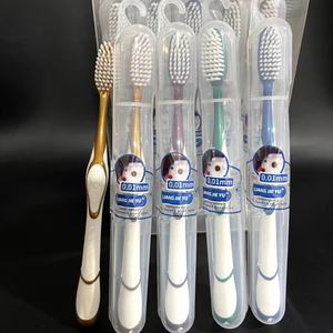 Brosse à dents de voyage portable, brosse à dents à poils souples avec crochet pour l'extérieur, brosse à dents à poils épais pour adultes, tête large. - Product Image 5