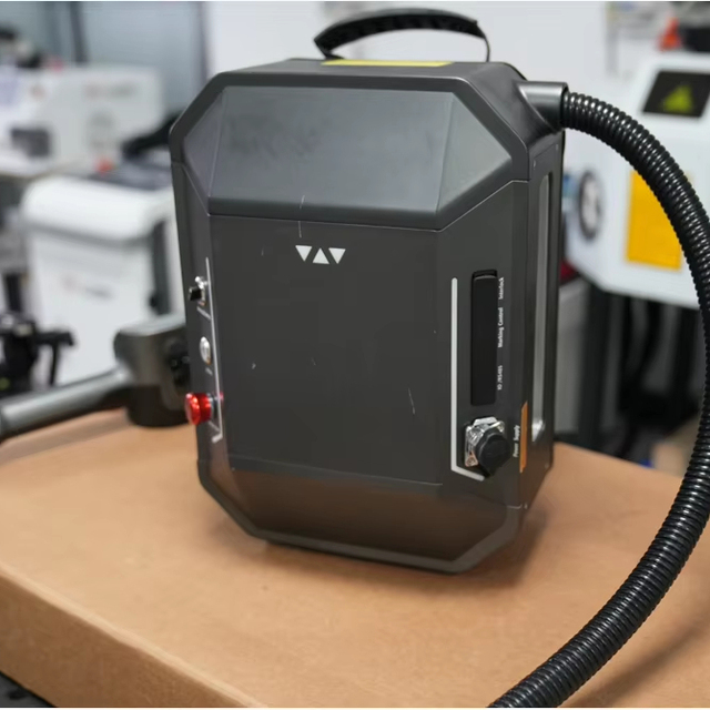 120W Mini Laser Cleaning Machine