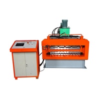 Machine de formage à froid de tôles trapézoïdales à double couche contrôlée par PLC pour panneaux de toiture métalliques, avec pompe, en promotion