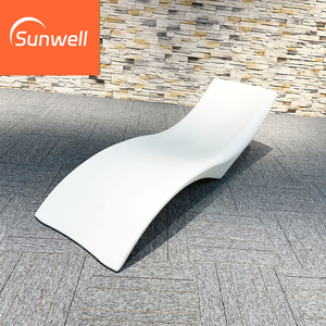 Chaise longue de piscine en forme de S Chaise longue de piscine en <span class=keywords><strong>plastique</strong></span> résistant aux UV - Product Image 1