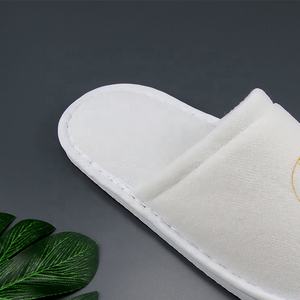 Pantoufles d'Hôtel Économiques Personnalisables à Bas Prix en Gros pour Enfants et Clients - Product Image 6