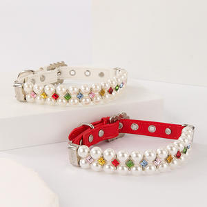 Juego de Correas y Collares para Mascotas de Lujo en PU con Diseño Floral y Remaches, Duraderos, con Cuerda de Tracción y Cierre de Hebilla para Perros Pequeños y Gatos, Venta al por Mayor - Product Image 3